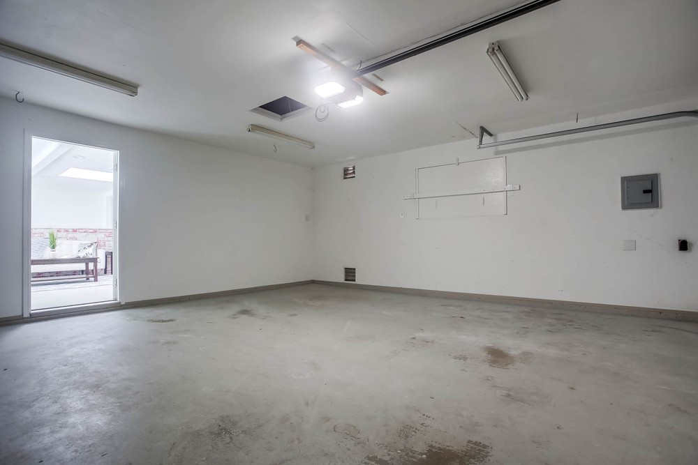 Virtual tour photo 44 of 52 for 2218 Bluebird St