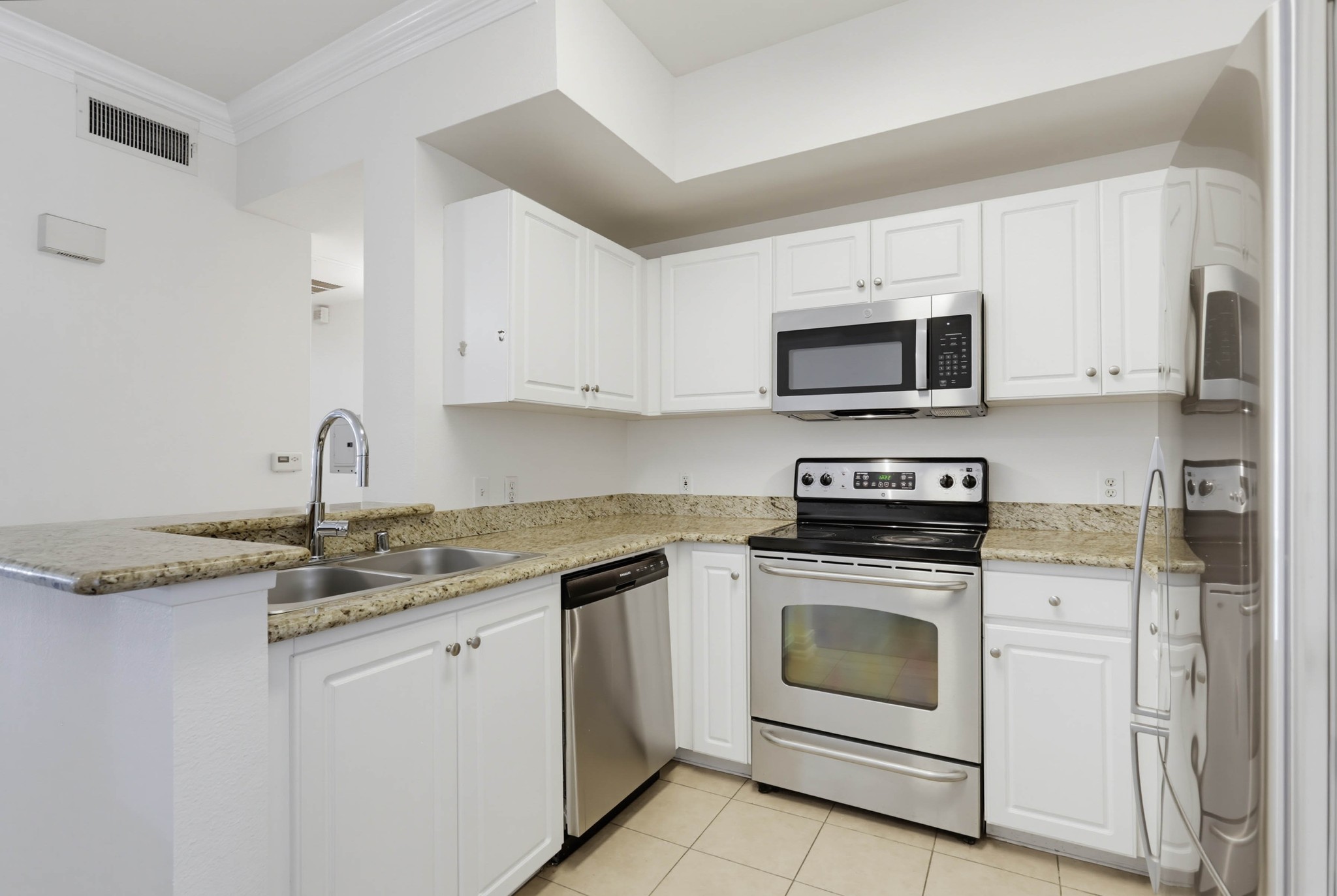 Virtual tour photo 19 of 32 for 2218 Gill Village Way