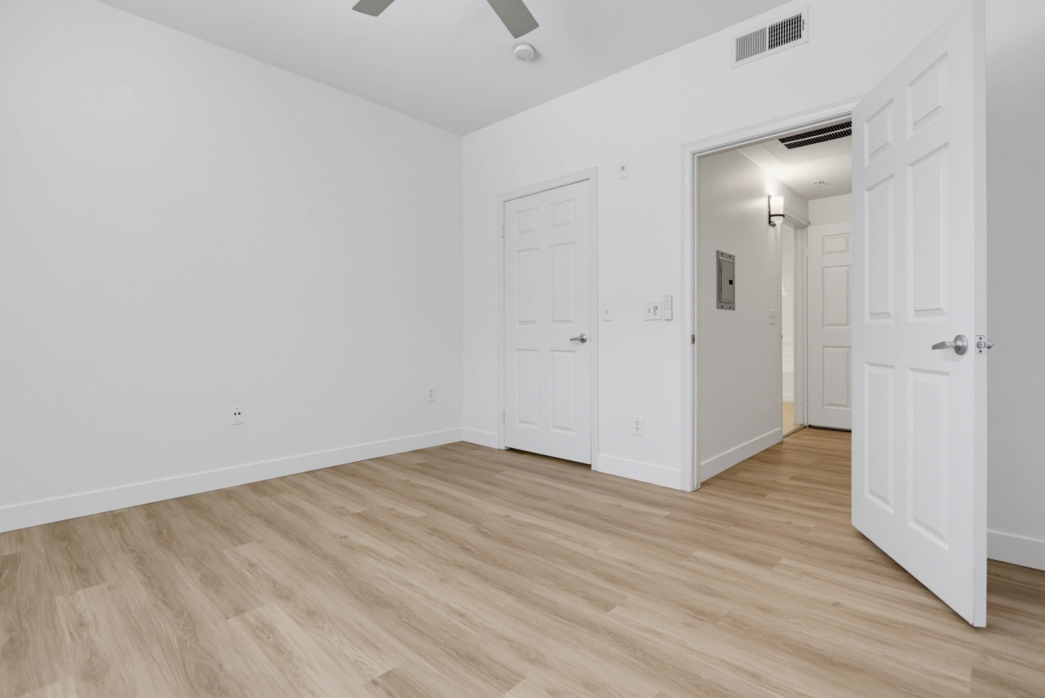 Virtual tour photo 27 of 32 for 2218 Gill Village Way