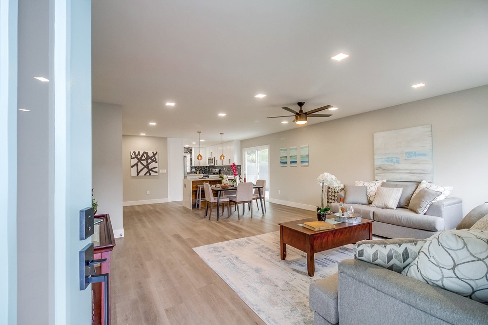 Virtual tour photo 6 of 59 for 222 Deep Dell Rd