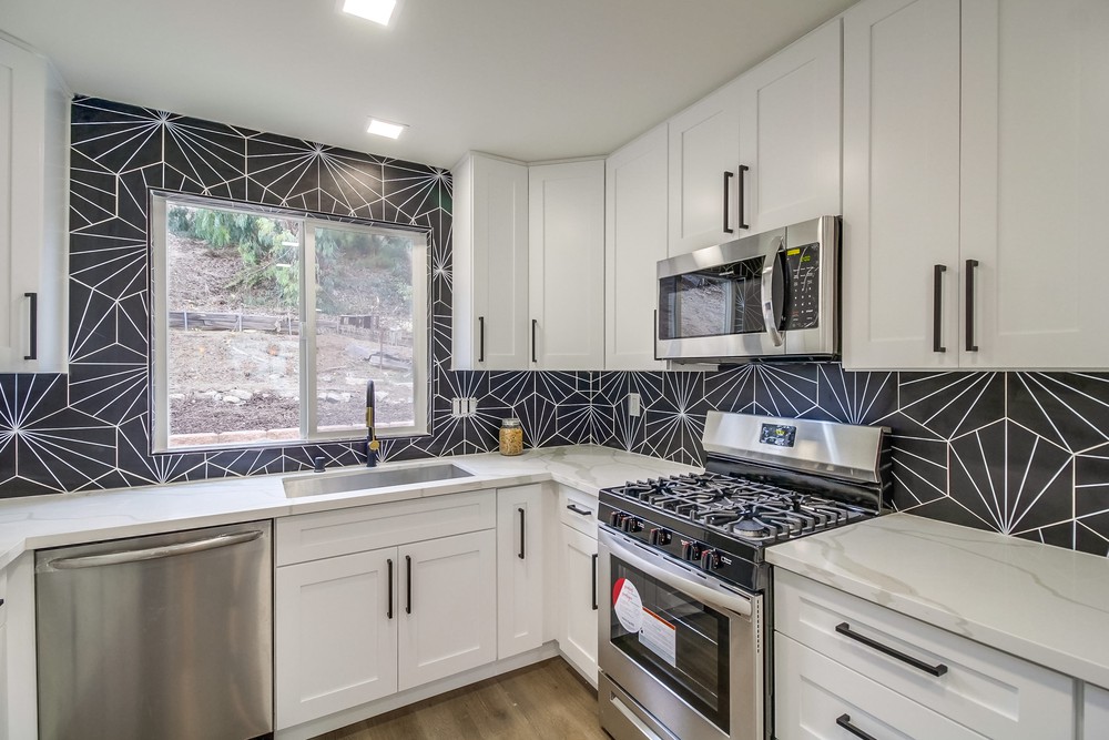 Virtual tour photo 22 of 59 for 222 Deep Dell Rd