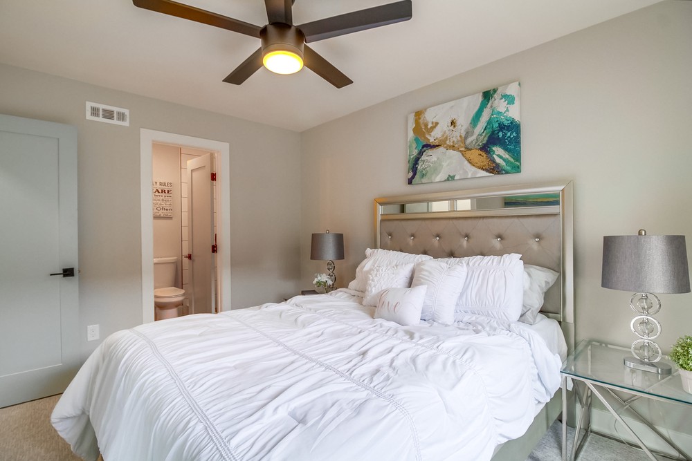 Virtual tour photo 30 of 59 for 222 Deep Dell Rd
