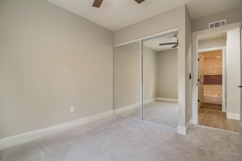 Virtual tour photo 39 of 59 for 222 Deep Dell Rd
