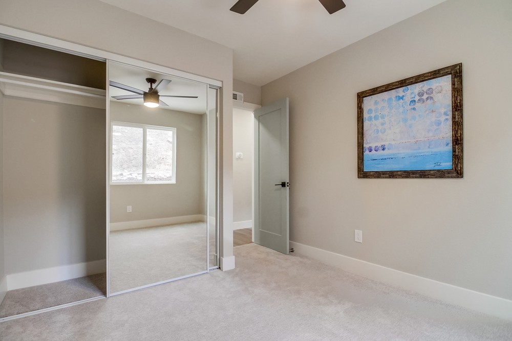 Virtual tour photo 40 of 59 for 222 Deep Dell Rd