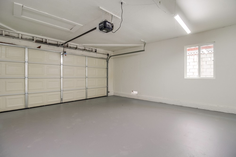 Virtual tour photo 47 of 59 for 222 Deep Dell Rd