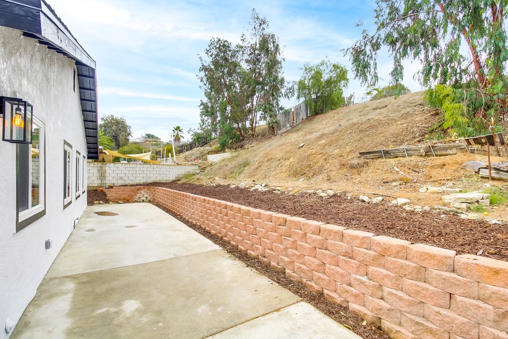 Virtual tour photo 53 of 59 for 222 Deep Dell Rd