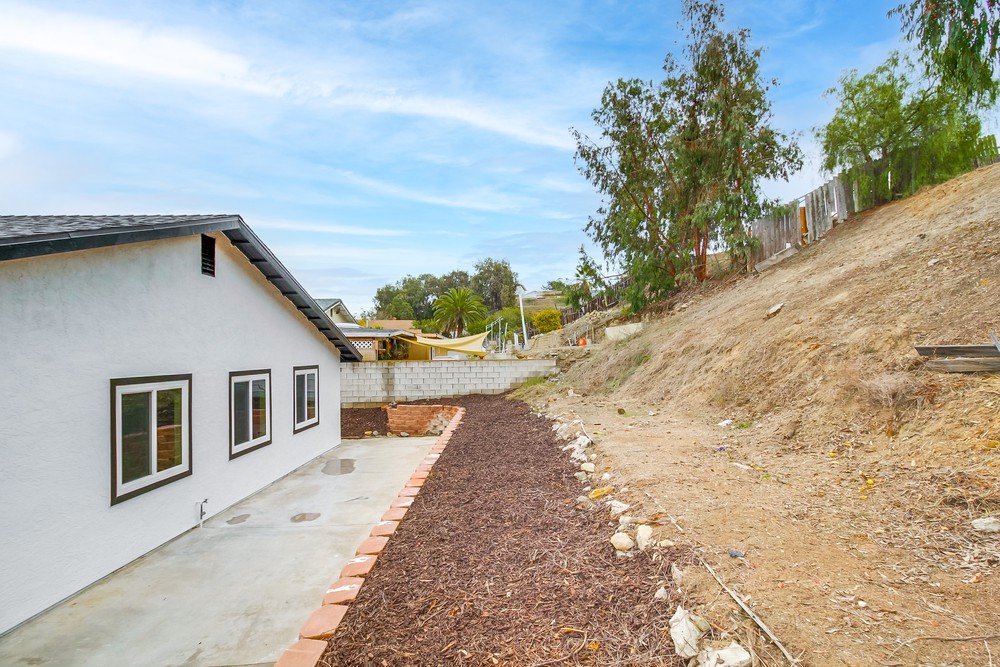 Virtual tour photo 57 of 59 for 222 Deep Dell Rd