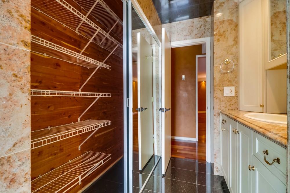 Virtual tour photo 38 of 50 for 222 Quince Street # 1B