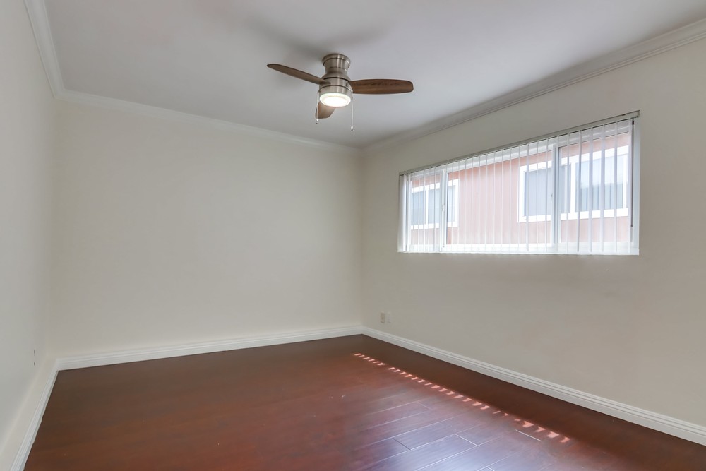 Virtual tour photo 27 of 29 for 2220 1/2 Grand Ave