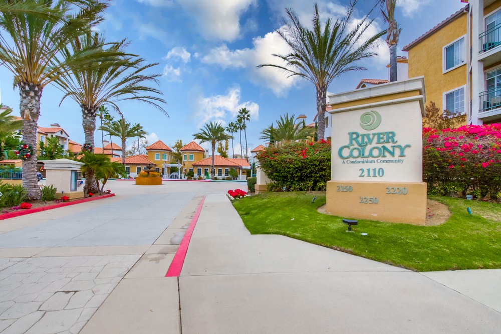 Virtual tour photo 1 of 37 for 2220 Camino De La Reina #111