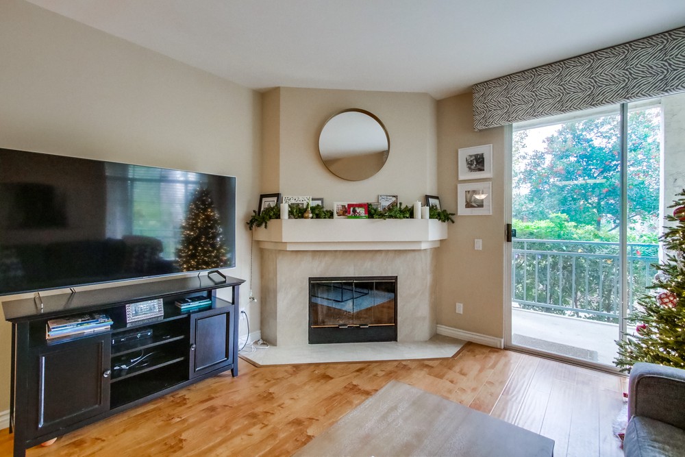 Virtual tour photo 11 of 37 for 2220 Camino De La Reina #111