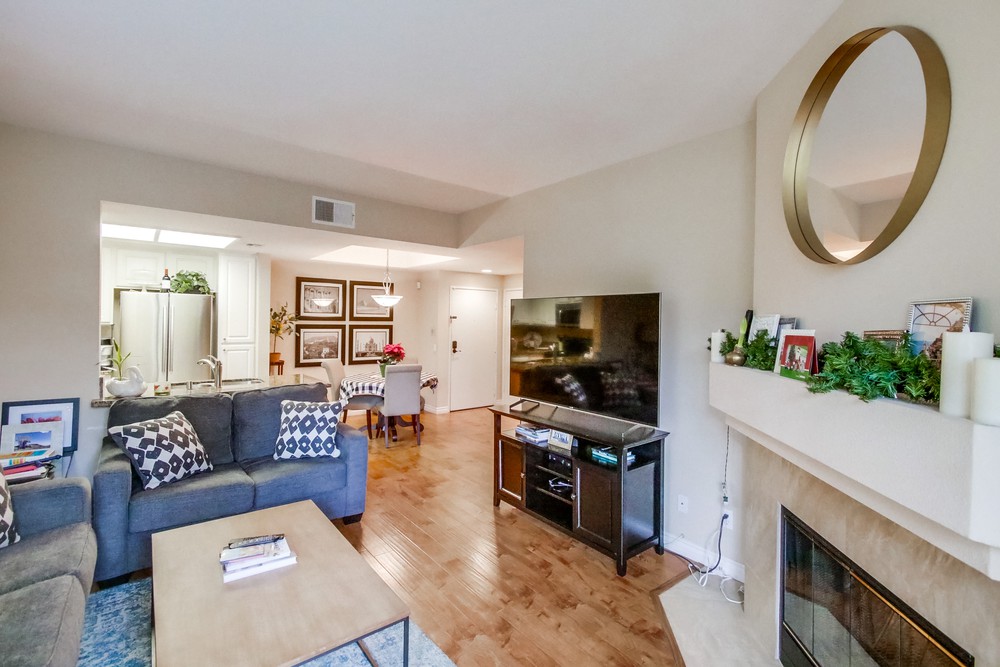 Virtual tour photo 13 of 37 for 2220 Camino De La Reina #111