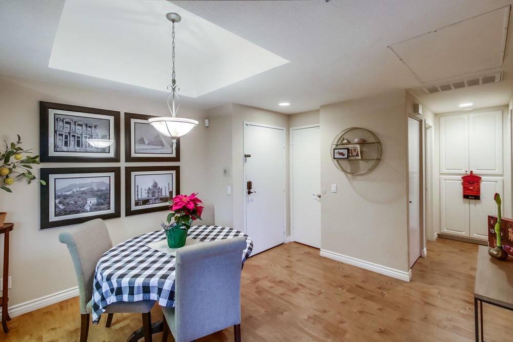 Virtual tour photo 14 of 37 for 2220 Camino De La Reina #111
