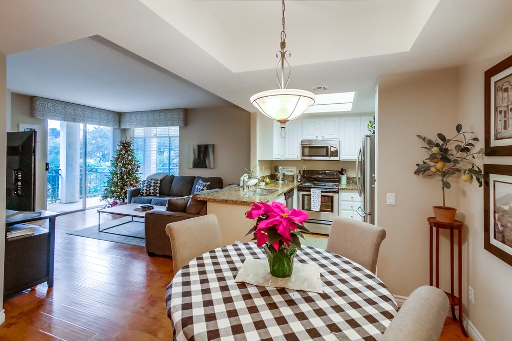 Virtual tour photo 16 of 37 for 2220 Camino De La Reina #111