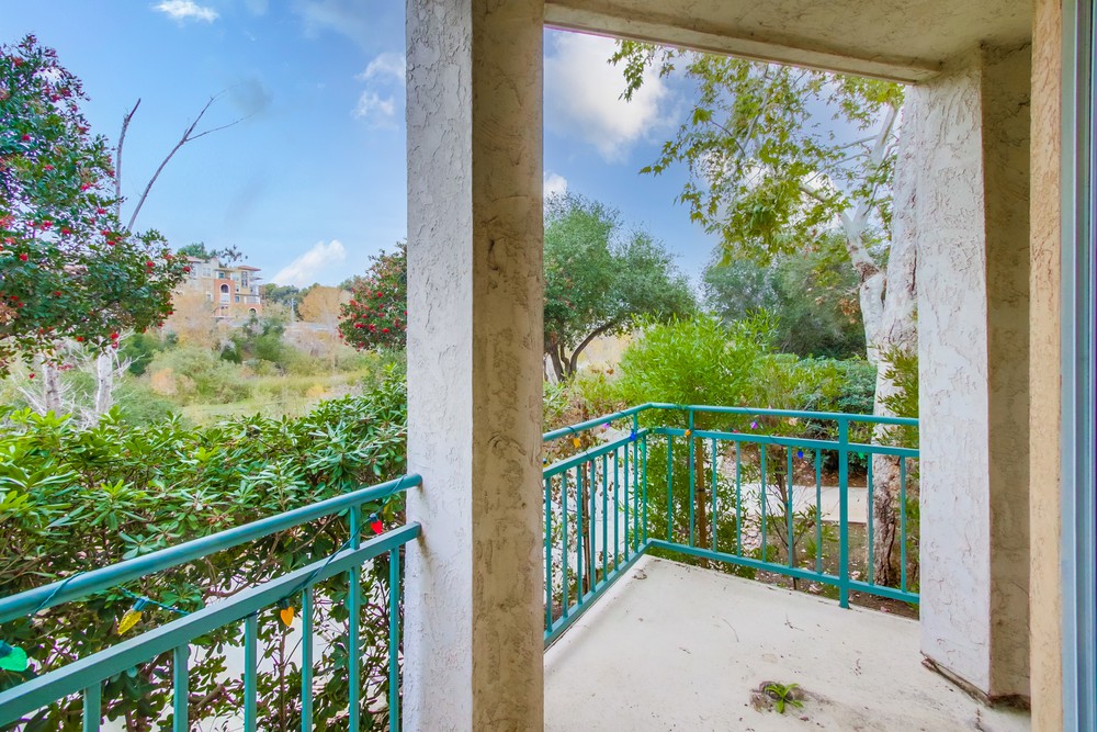 Virtual tour photo 33 of 37 for 2220 Camino De La Reina #111