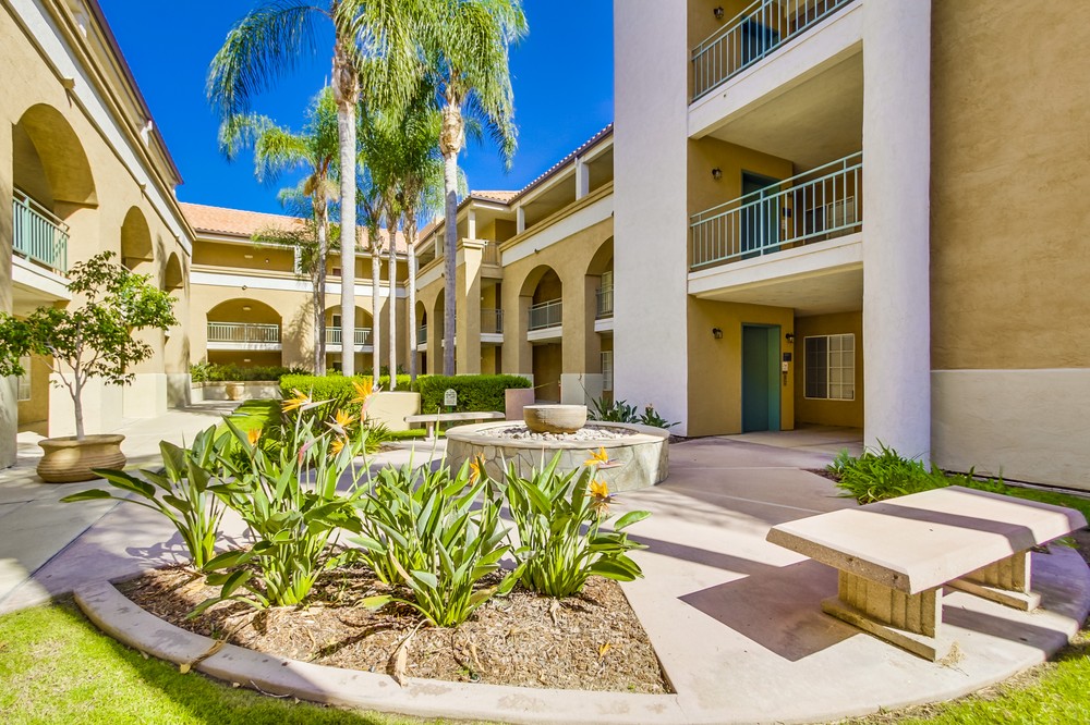 Virtual tour photo 3 of 30 for 2220 Camino De La Reina #206