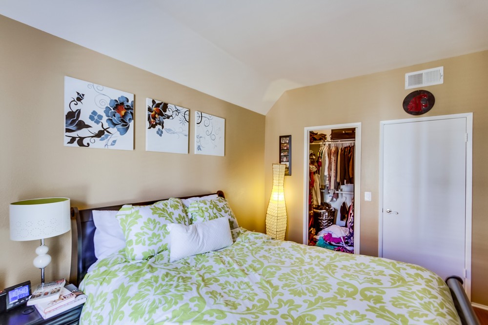 Virtual tour photo 26 of 30 for 2220 Camino De La Reina #206