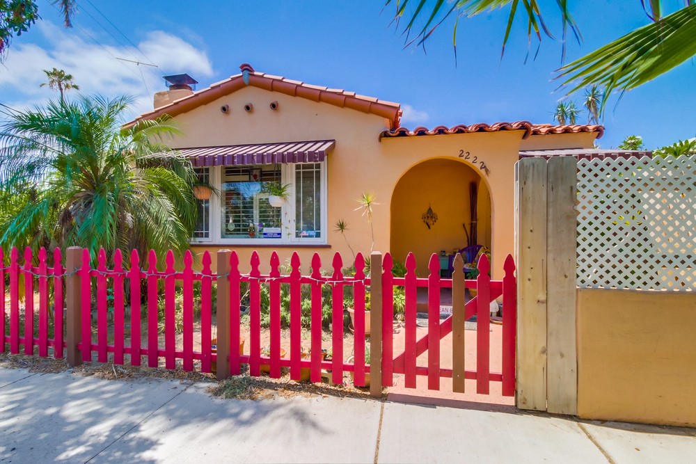 Virtual tour photo 1 of 29 for 2222 Froude St