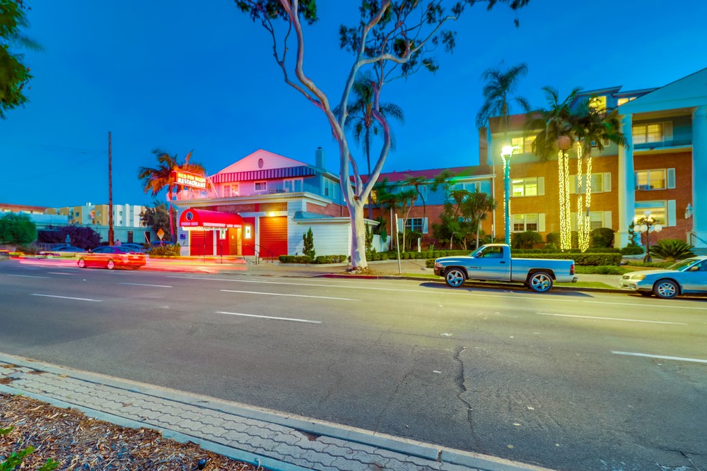 Virtual tour photo 4 of 32 for 2223 El Cajon Blvd