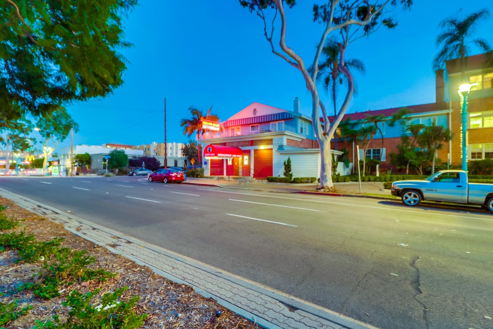 Virtual tour photo 28 of 32 for 2223 El Cajon Blvd