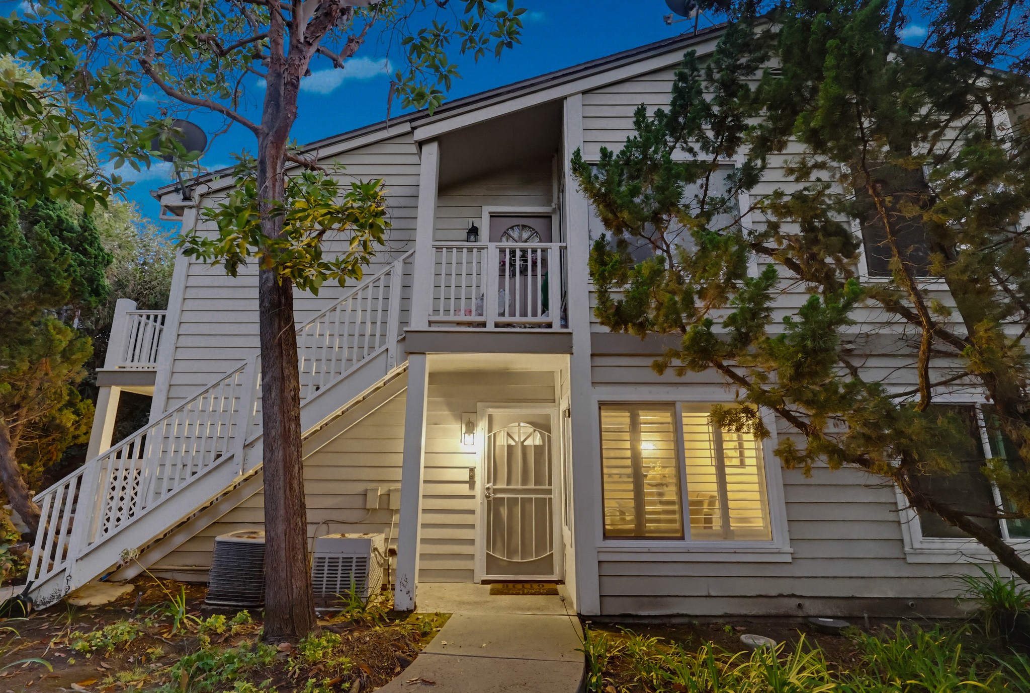 Virtual tour photo 3 of 103 for 22232 S Vermont Ave #104