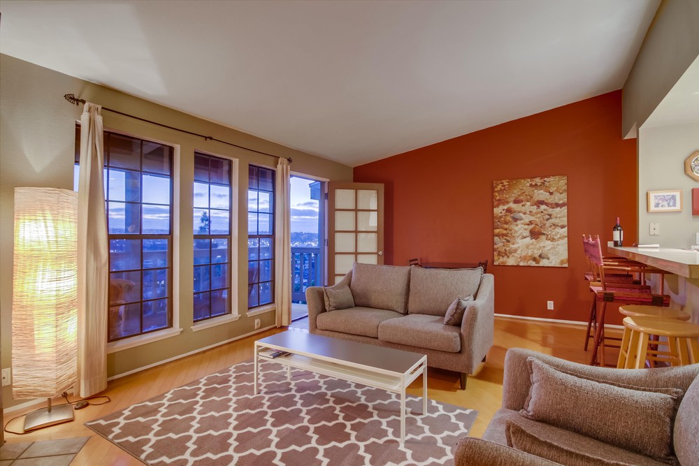 Virtual tour photo 11 of 66 for 2225 Linwood St