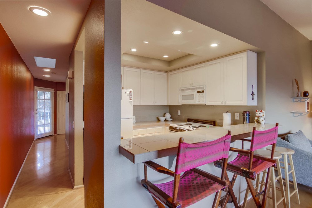 Virtual tour photo 20 of 66 for 2225 Linwood St