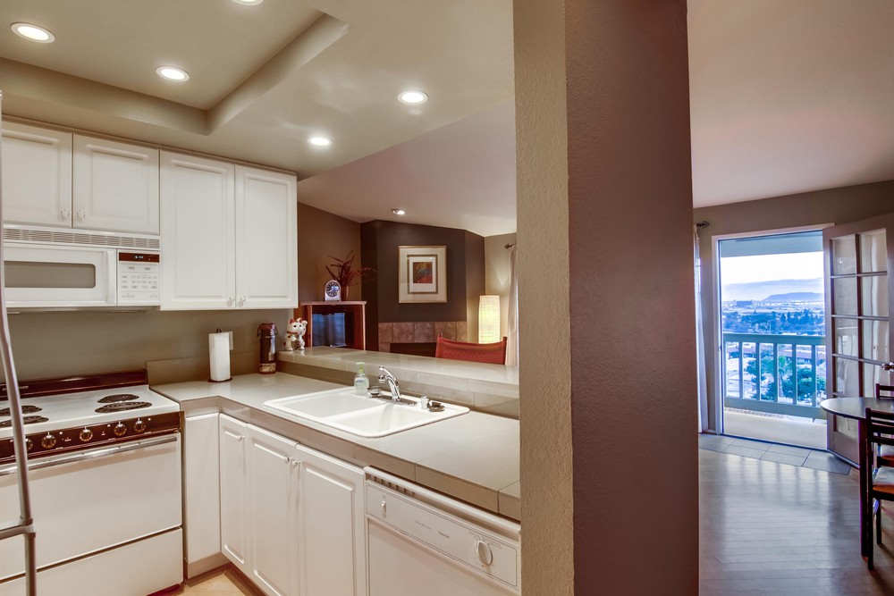 Virtual tour photo 27 of 66 for 2225 Linwood St