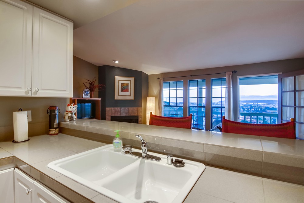 Virtual tour photo 29 of 66 for 2225 Linwood St