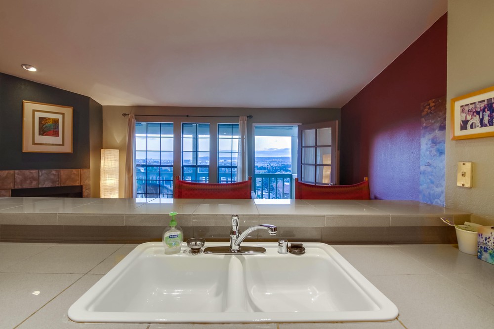 Virtual tour photo 30 of 66 for 2225 Linwood St