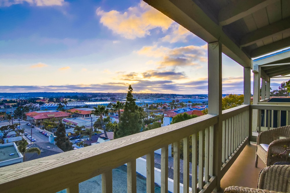 Virtual tour photo 39 of 66 for 2225 Linwood St