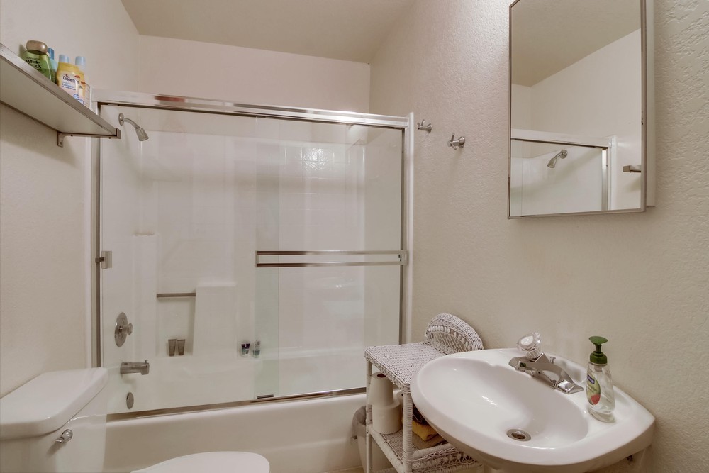 Virtual tour photo 55 of 66 for 2225 Linwood St