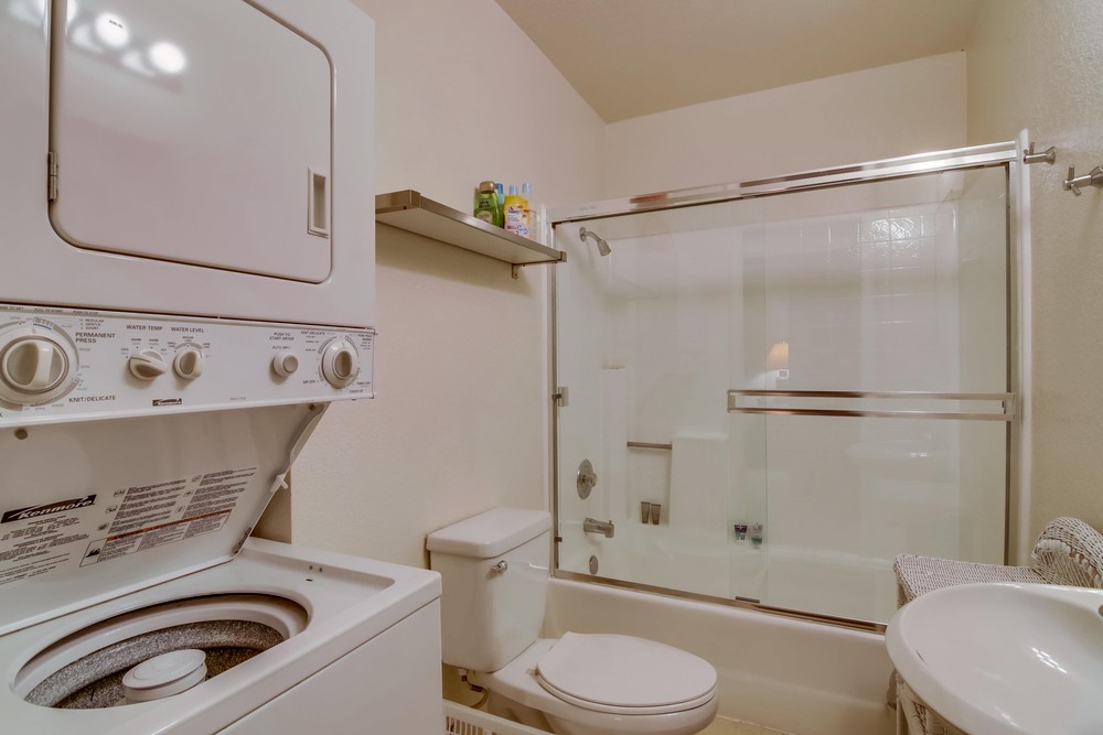 Virtual tour photo 56 of 66 for 2225 Linwood St