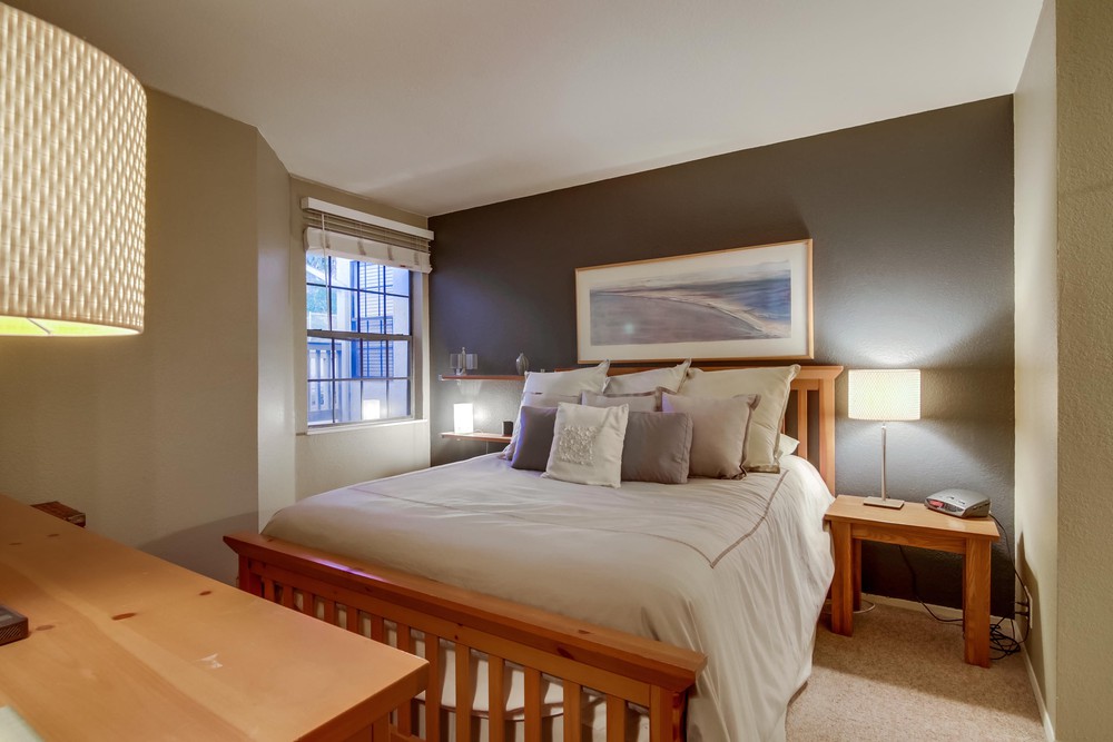 Virtual tour photo 58 of 66 for 2225 Linwood St