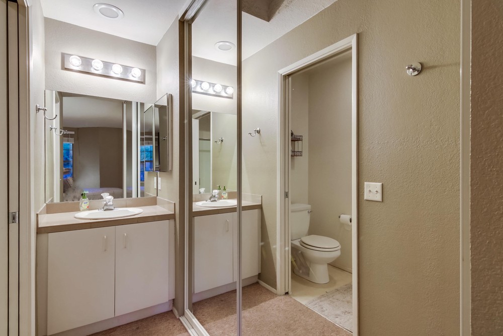 Virtual tour photo 62 of 66 for 2225 Linwood St