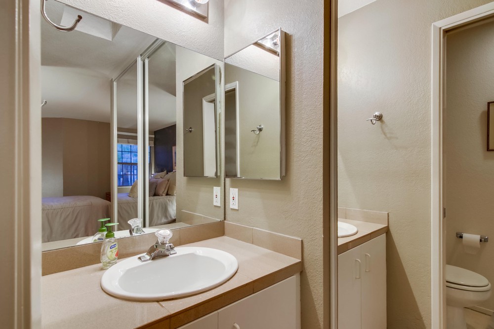 Virtual tour photo 63 of 66 for 2225 Linwood St