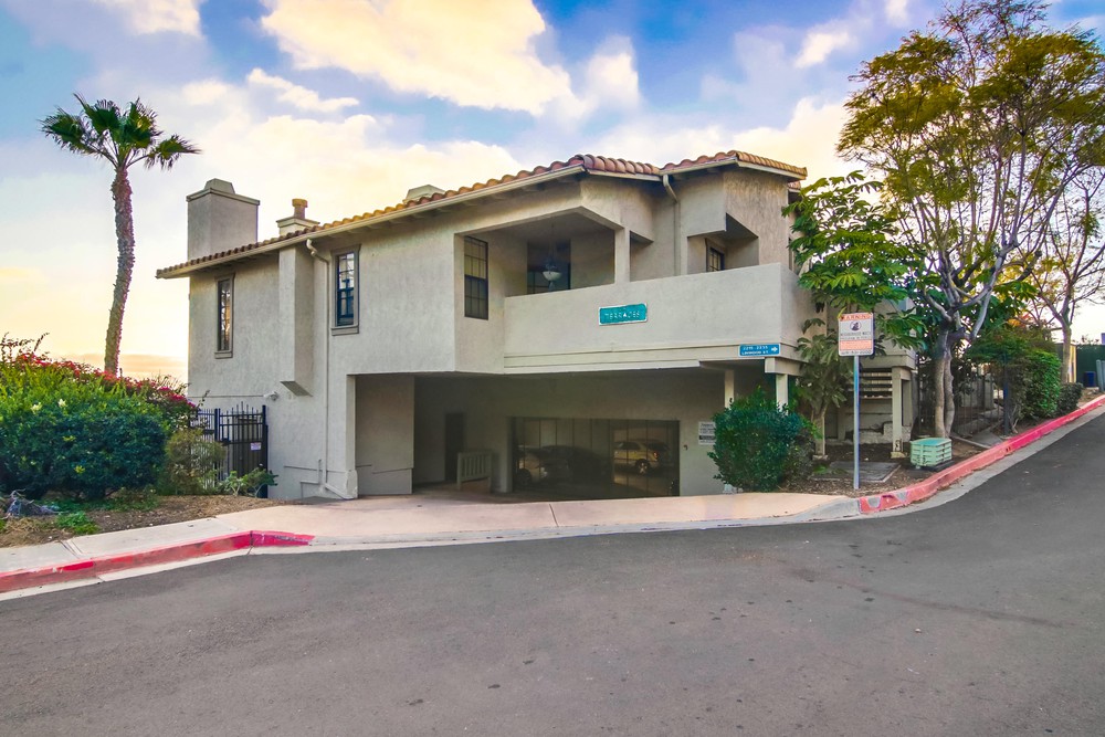 Virtual tour photo 67 of 66 for 2225 Linwood St