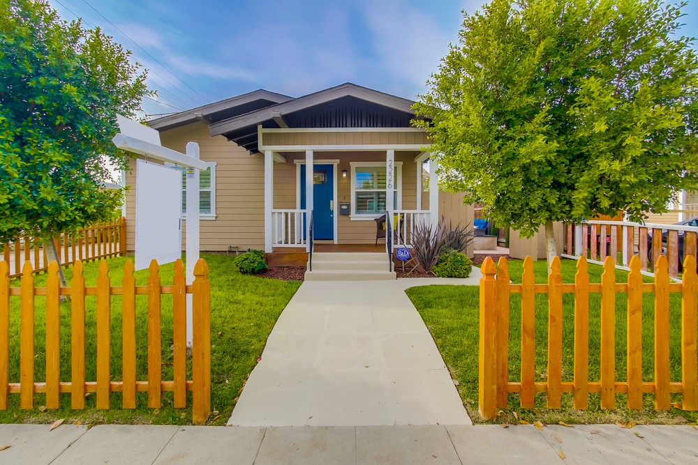 Virtual tour photo 1 of 82 for 2226 31st St