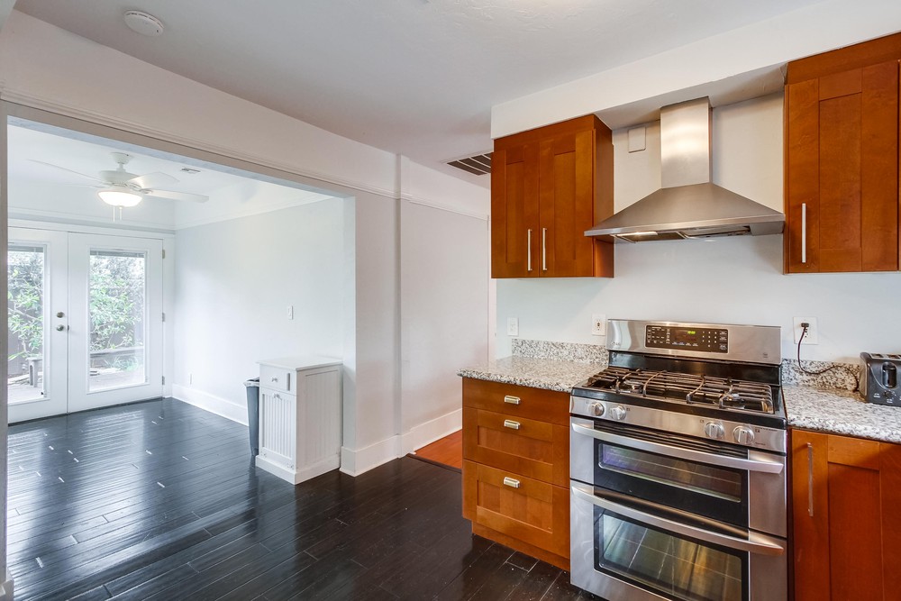 Virtual tour photo 15 of 29 for 2227 Dale St #29