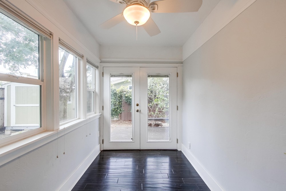 Virtual tour photo 17 of 29 for 2227 Dale St #29
