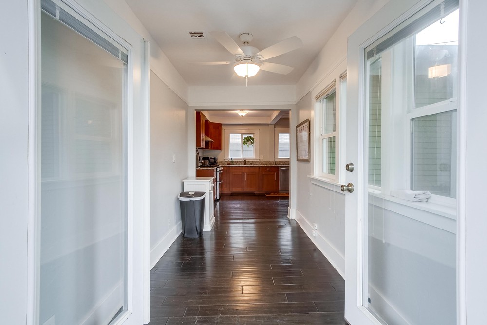 Virtual tour photo 18 of 29 for 2227 Dale St #29