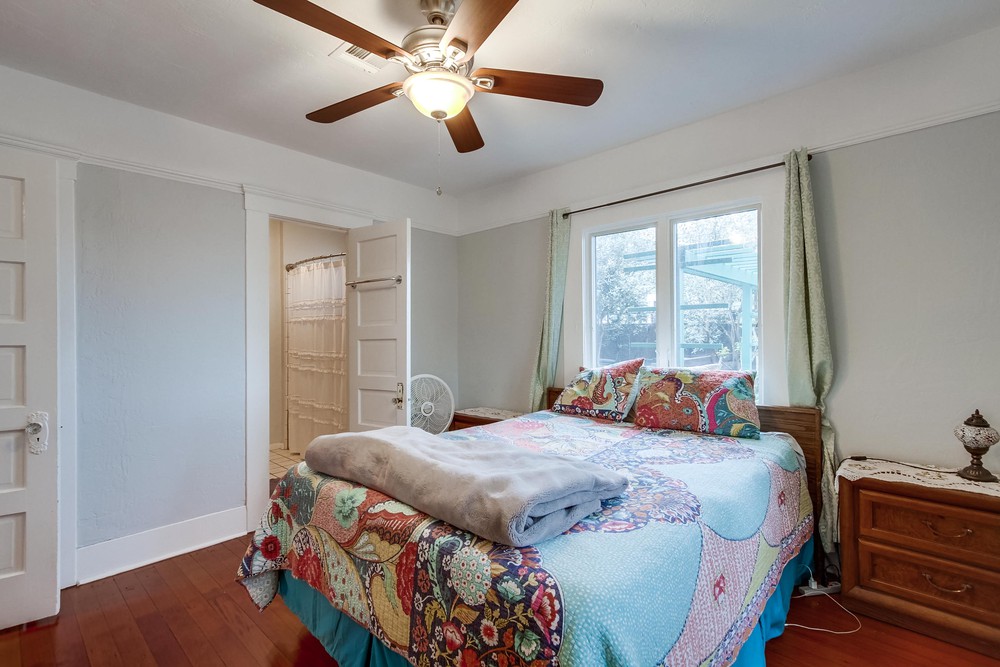 Virtual tour photo 21 of 29 for 2227 Dale St #29