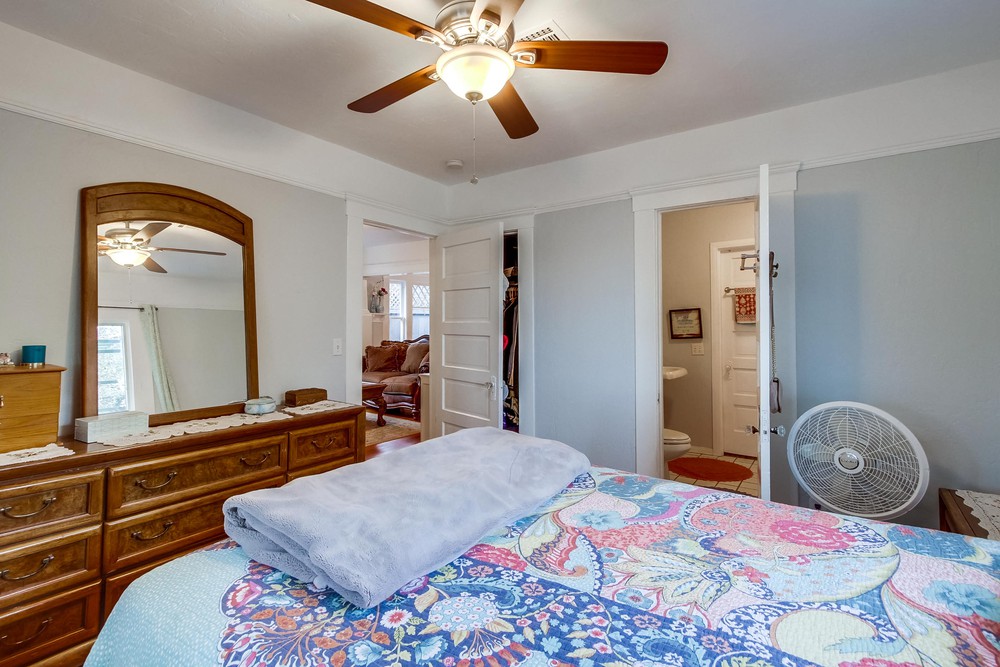 Virtual tour photo 22 of 29 for 2227 Dale St #29