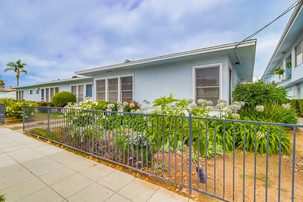 Virtual tour photo 4 of 21 for 2227 Meade Ave
