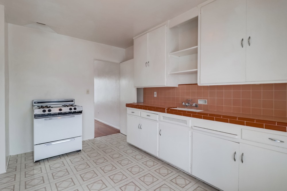 Virtual tour photo 11 of 21 for 2227 Meade Ave
