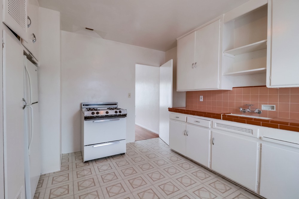 Virtual tour photo 12 of 21 for 2227 Meade Ave