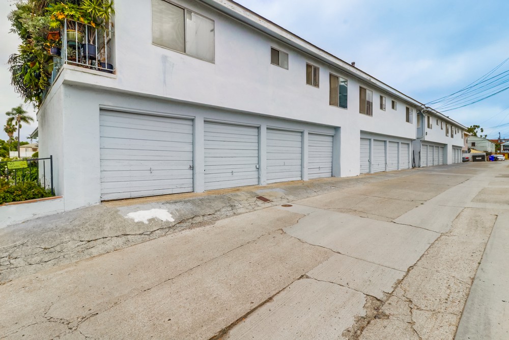 Virtual tour photo 21 of 21 for 2227 Meade Ave