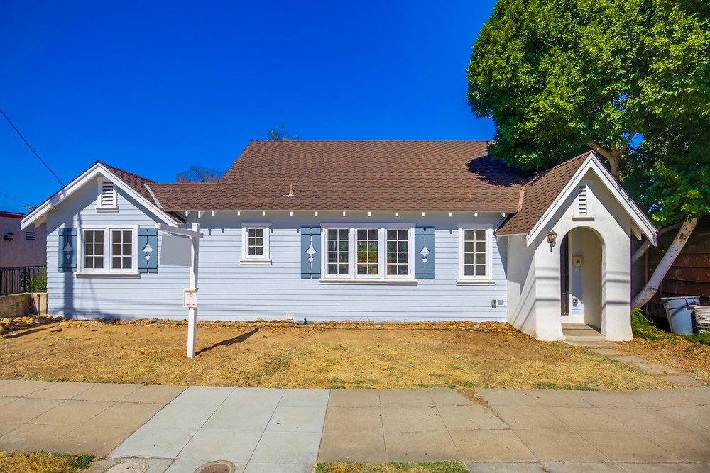 Virtual tour photo 3 of 54 for 2228 29th St