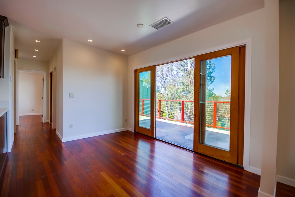 Virtual tour photo 12 of 54 for 2228 29th St
