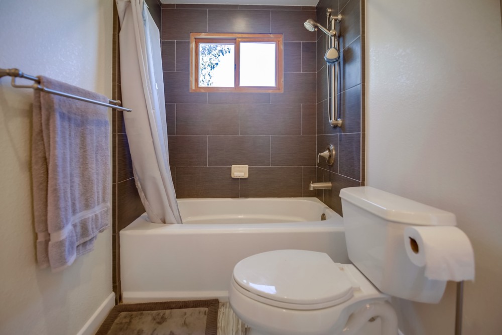 Virtual tour photo 34 of 54 for 2228 29th St